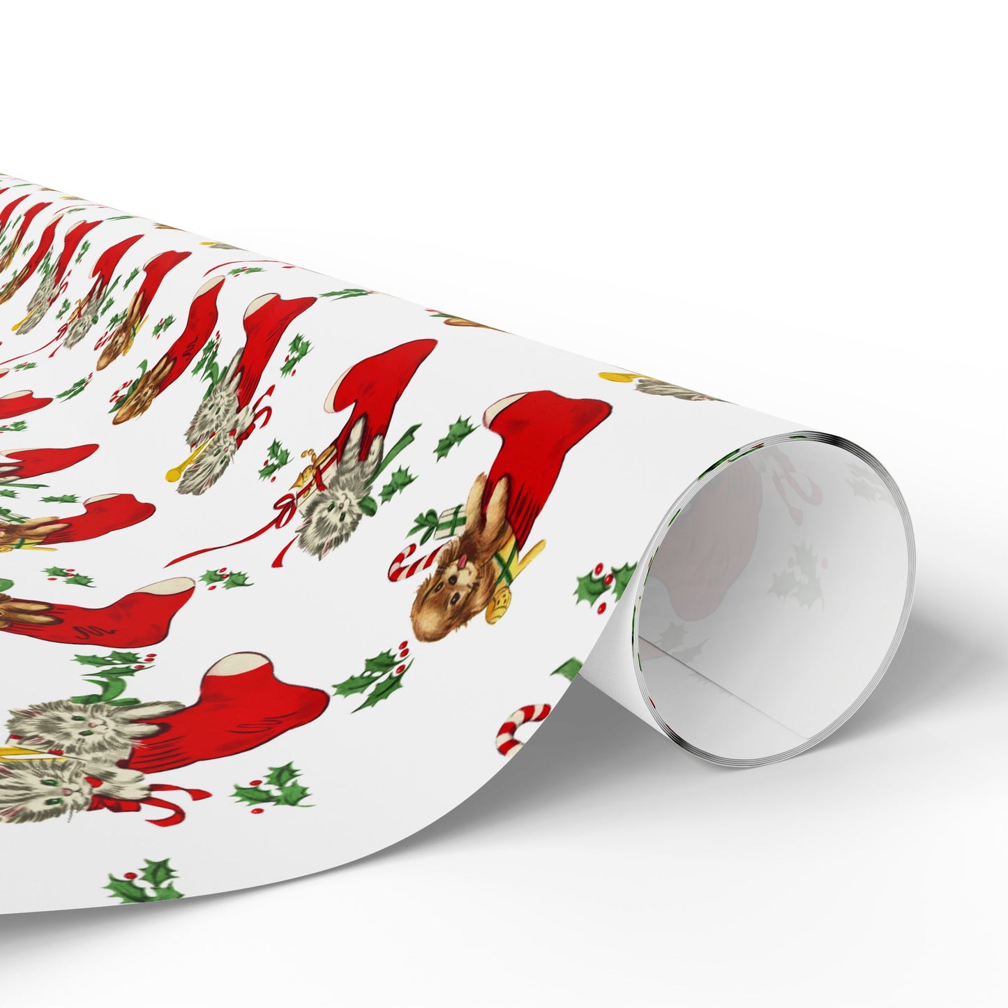 Wrapping Papers - Retro Puppy and Kitten Christmas stockings